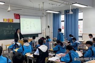 奥尼尔：库里理应进入？的讨论中 他以正确的方式做到了一切